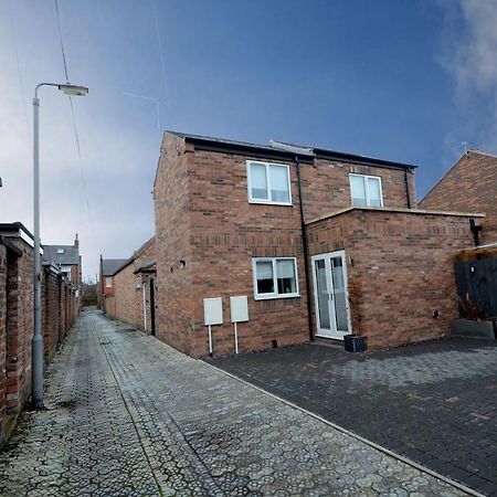 The Mews - 2 Bedroom Luxury, Spacious House With Free Parking York Exterior photo
