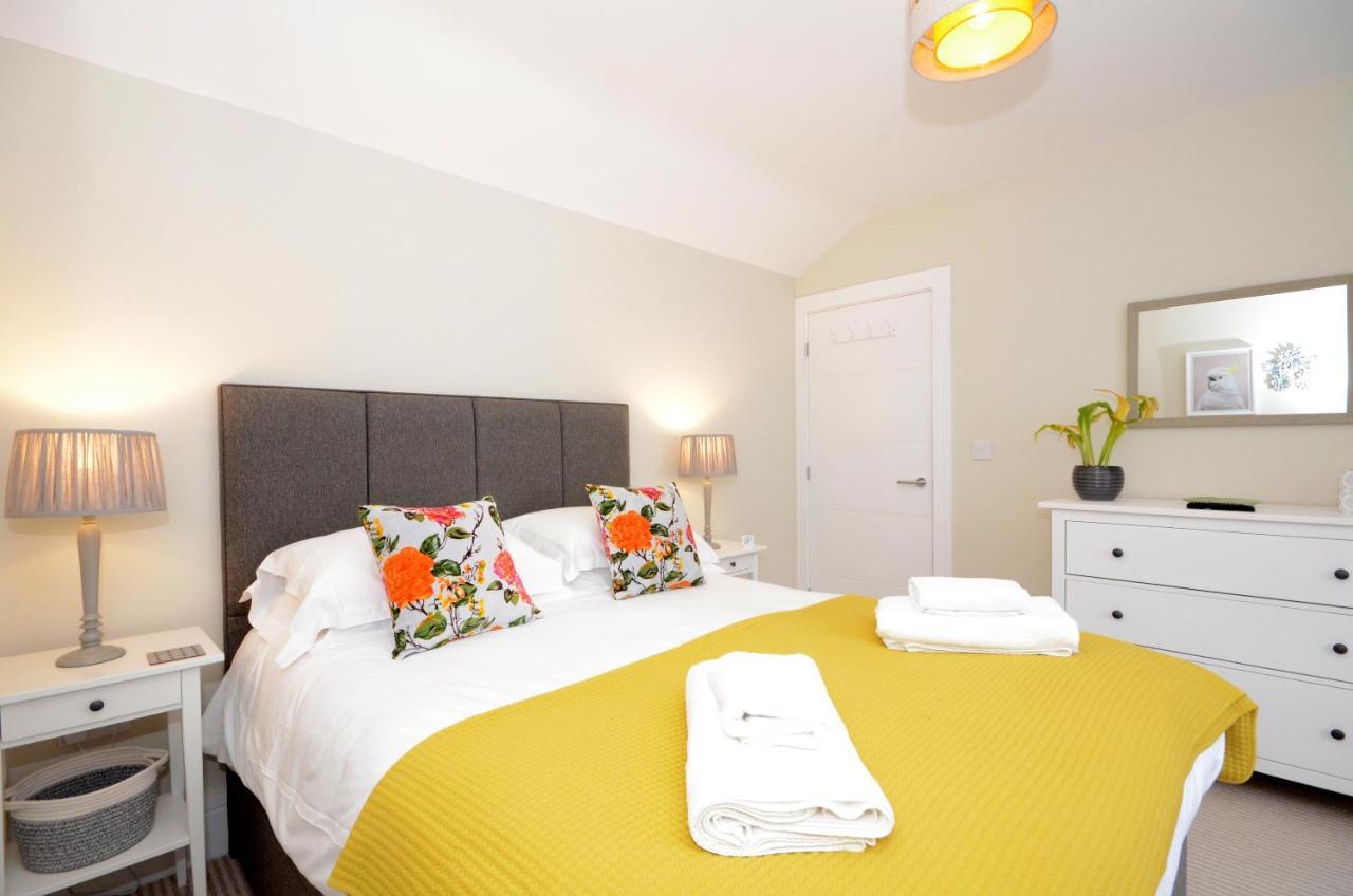 The Mews - 2 Bedroom Luxury, Spacious House With Free Parking York Exterior photo